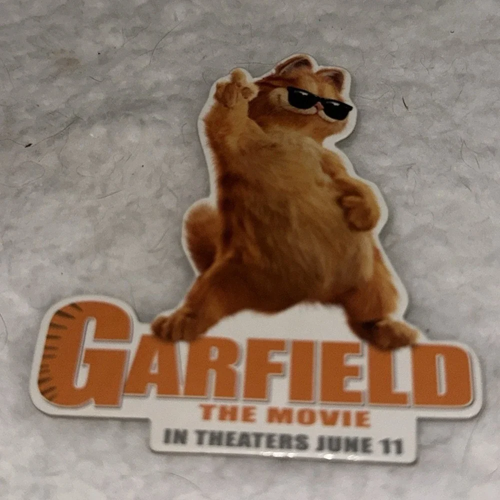 Garfield The Movie 2004‎ Vintage Promotional Pin In Theaters June 11 Collectible